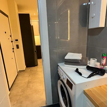 Coastal Retreat With Pool And Balcony * Alanya